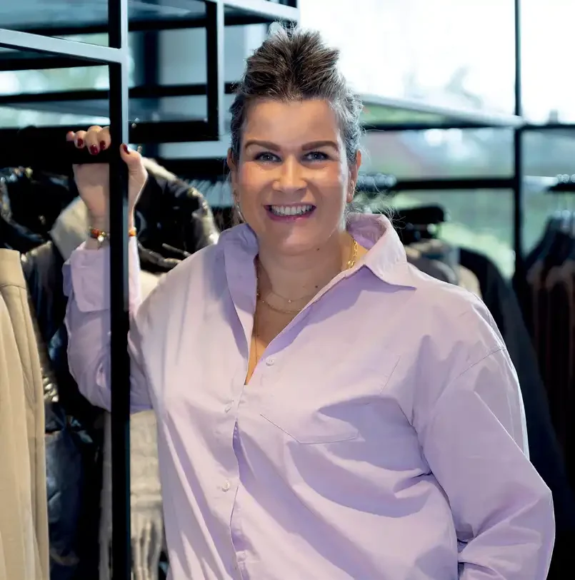 Sharon is bedrijfsleider bij damesmode zaak Kraan Mode in Aalsmeer!