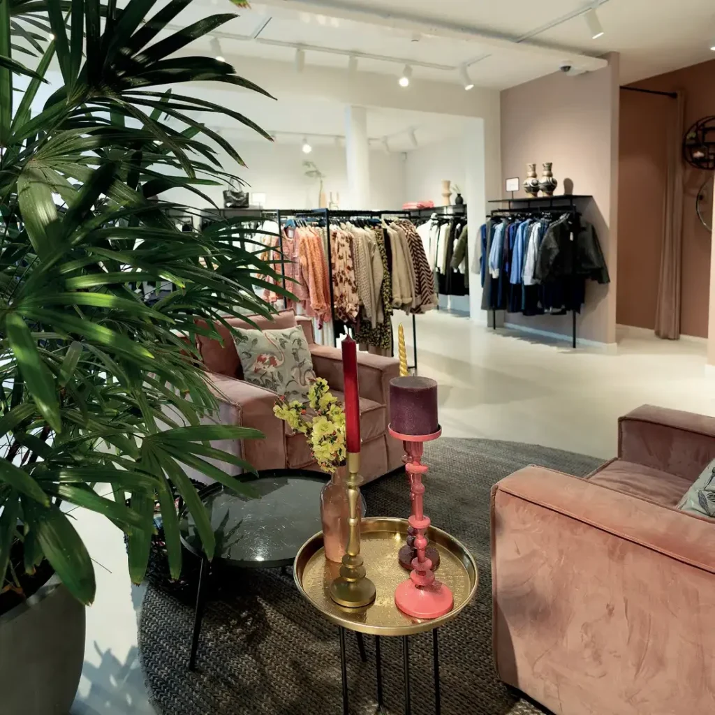 Kraan Mode is de leukste damesmode winkel in de regio Aalsmeer!